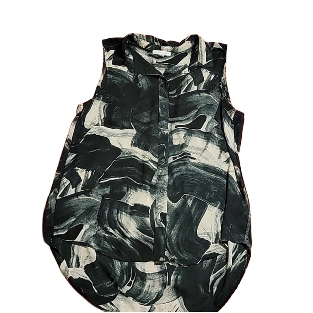 New York & Company Women's Sleeveless Forest & Cream Graphic Print Top Size M
